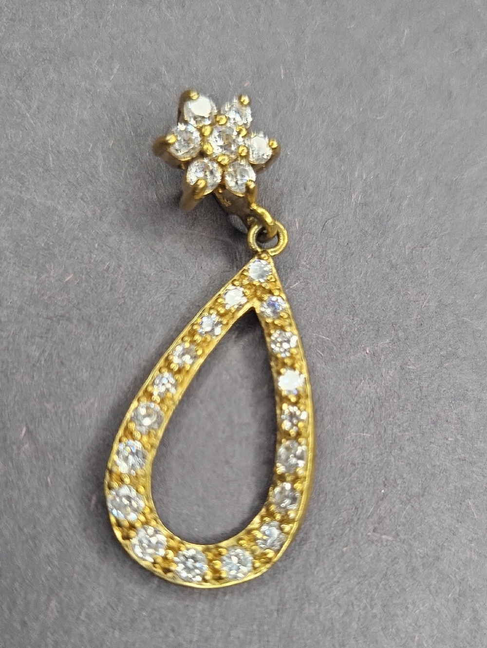 Gold Teardrop Pendant